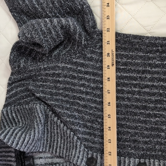 Art of Rhetoric Men's Gray Button down Sweater,Size L. - Picture 8 of 9